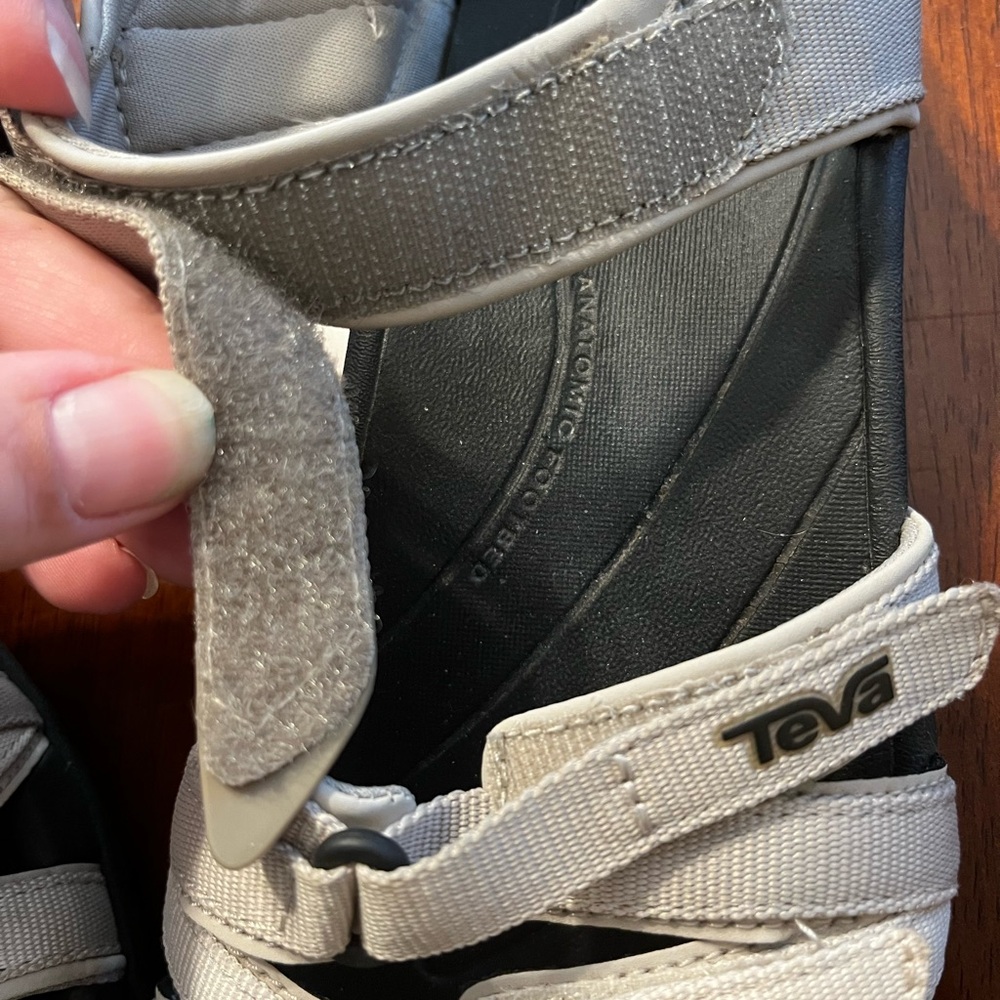 TEVA Tirra Sport Sandals (size 6.5) - Picture 6 of 10